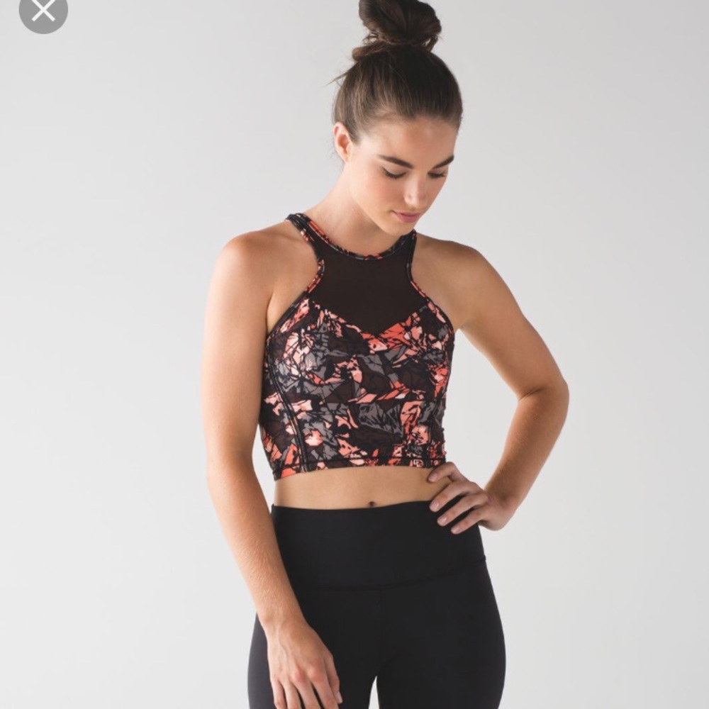 Lululemon get it om bra size 6